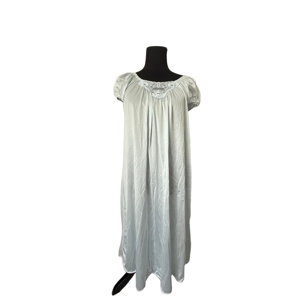 Lorraine Nightgown Womens Medium Pale Blue Vintage Puffed Sleeves Cozy